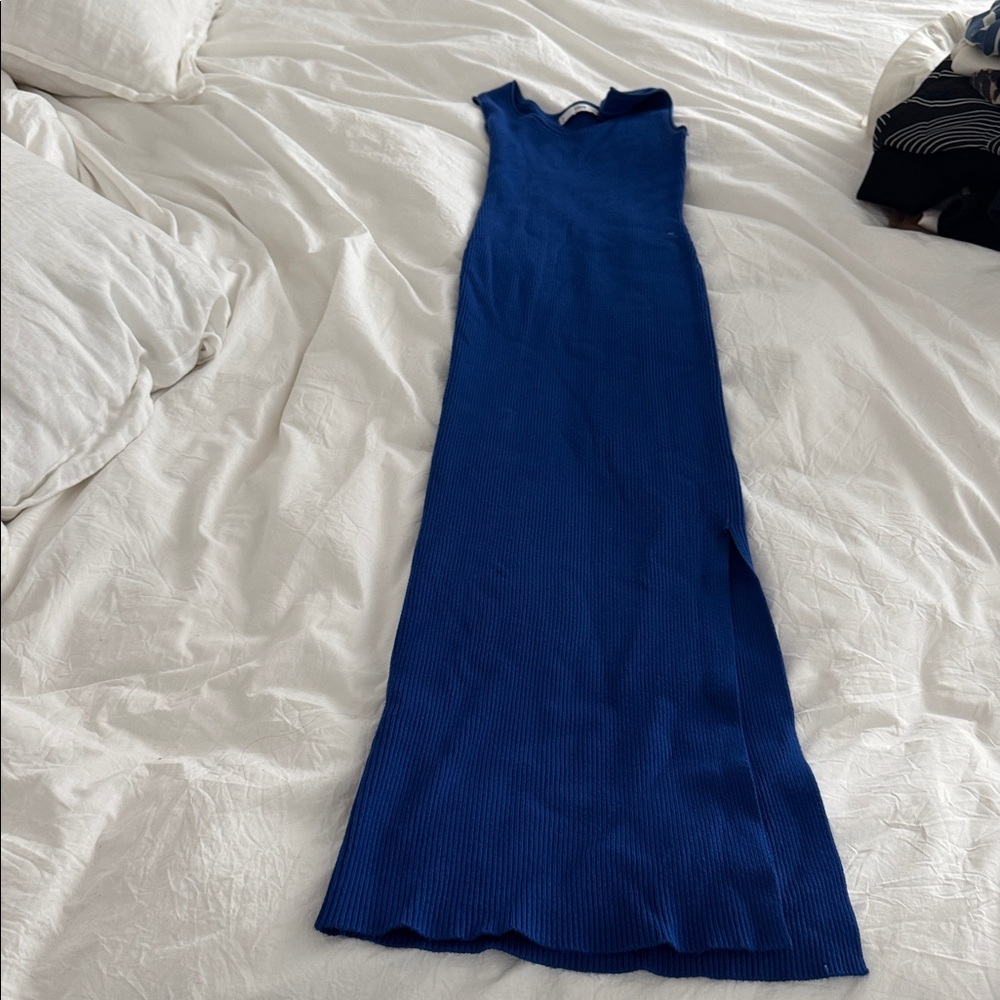 Elegant Blue Sleeveless Maxi Dress